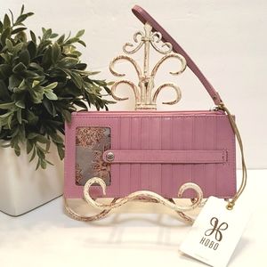 HOBO International Kimi Lilac Leather Slim Zip Card Wristlet / Wallet